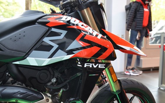 Gebrauchtmotorrad Ducati Hypermotard 698 Mono RVE - Bild 6