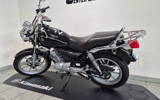 Gebrauchtmotorrad Yamaha YBR 125 Custom - Bild 11