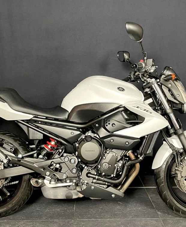Yamaha XJ6