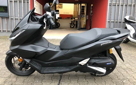 Gebrauchtmotorrad Honda PCX125 - Bild 1