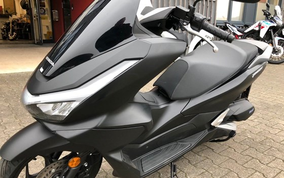 Gebrauchtmotorrad Honda PCX125 - Bild 2
