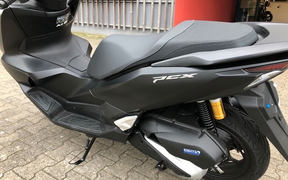 Gebrauchtmotorrad Honda PCX125 - Bild 3