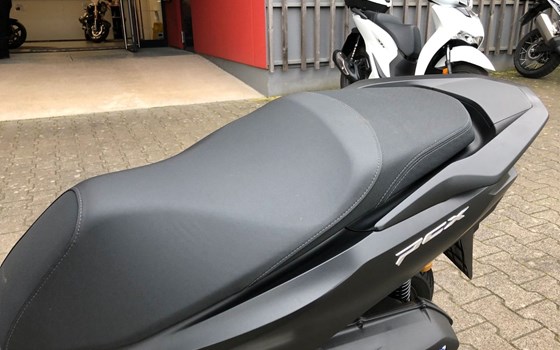 Gebrauchtmotorrad Honda PCX125 - Bild 6