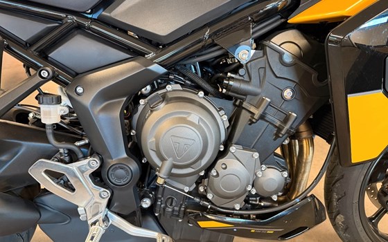 Gebrauchtmotorrad Triumph Tiger Sport 800 - Bild 3