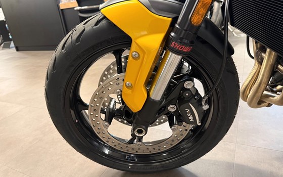 Gebrauchtmotorrad Triumph Trident 660 - Bild 6