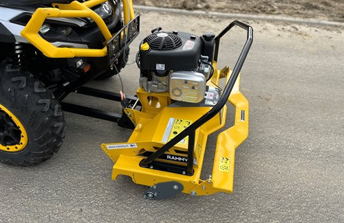 Neumotorrad Can-Am Outlander 650 XT-P