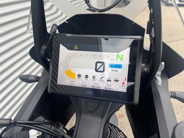 KTM 1290 Super Adventure S (orange) - Bild 4