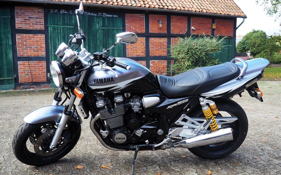 Gebrauchtmotorrad Yamaha XJR 1300 - Bild 2