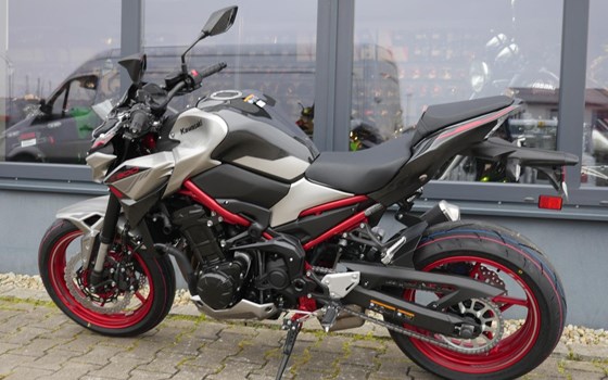 Neufahrzeug Kawasaki Z900 70kW - Bild 6