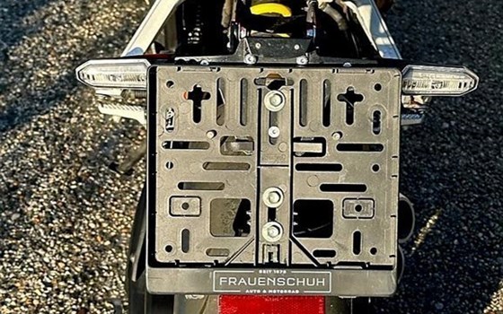 Gebrauchtmotorrad Honda CBR650R - Bild 8