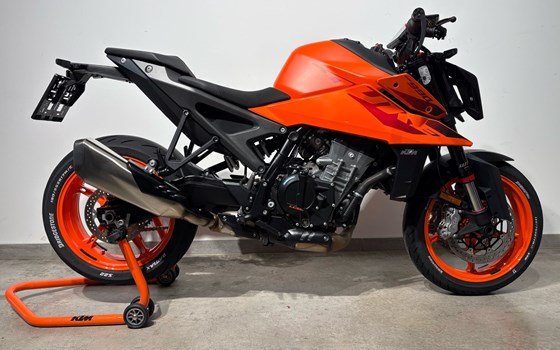 Gebrauchtmotorrad KTM 990 Duke - Bild 1 Gebrauchtmotorrad KTM 990 Duke - Bild 1