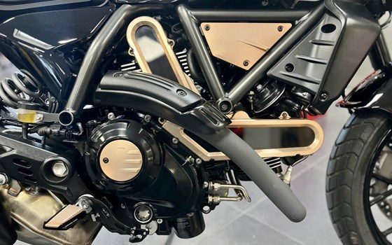 Gebrauchtmotorrad Ducati Scrambler 10° Anniversario Rizoma Edition - Bild 10