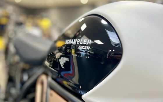 Gebrauchtmotorrad Ducati Scrambler 10° Anniversario Rizoma Edition - Bild 12