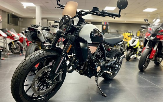 Gebrauchtmotorrad Ducati Scrambler 10° Anniversario Rizoma Edition - Bild 3