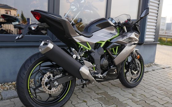 Neufahrzeug Kawasaki Ninja 125 - Bild 10