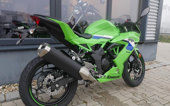 Neufahrzeug Kawasaki Ninja 125 - Bild 11