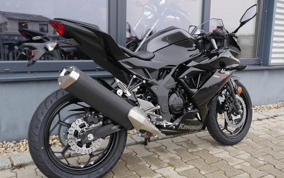 Neufahrzeug Kawasaki Ninja 125 - Bild 11