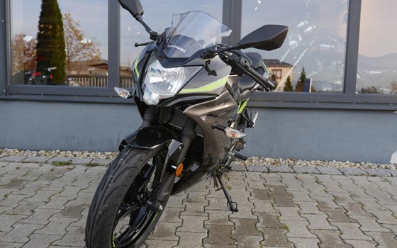 Neufahrzeug Kawasaki Ninja 125 - Bild 13