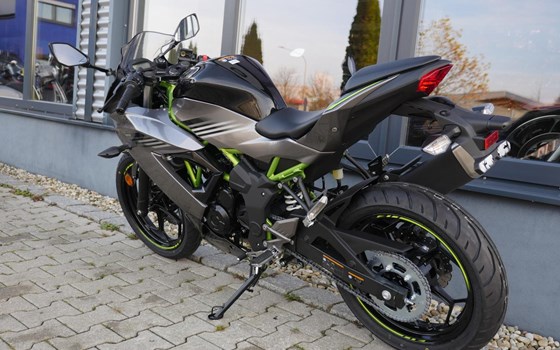 Neufahrzeug Kawasaki Ninja 125 - Bild 14