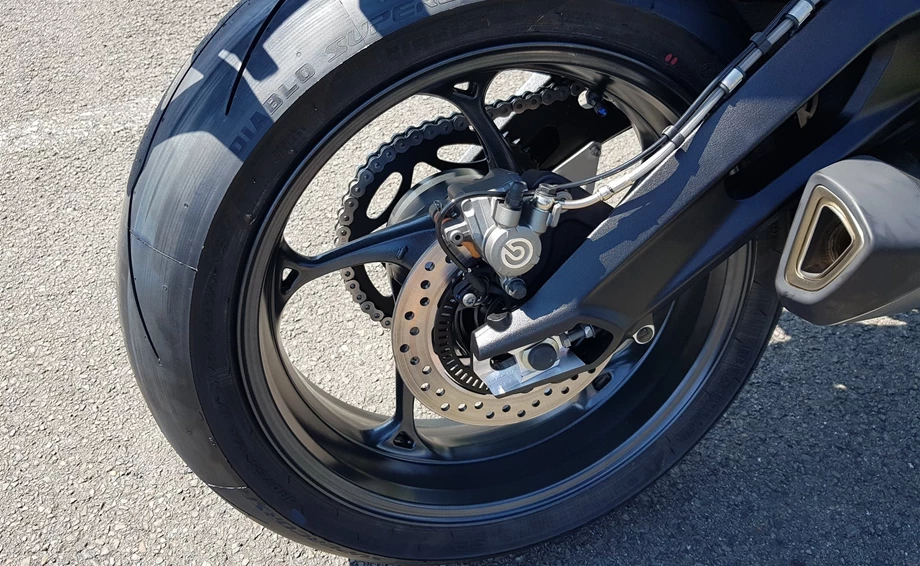 Angebot Triumph Street Triple 765 RS Bild 8: Angebot Triumph Street Triple 765 RS