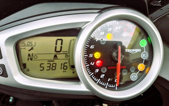 Gebrauchtmotorrad Triumph Tiger Sport 1050 - Bild 2