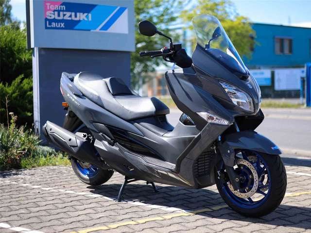 Suzuki Burgman 400
