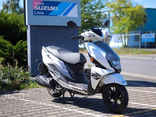 Suzuki UE 125