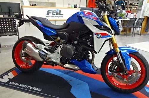 BMW F 900 R