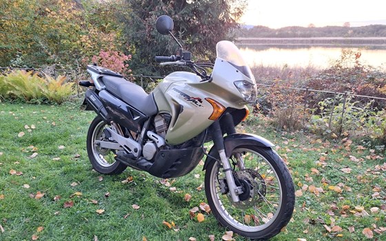 Gebrauchtmotorrad Honda XL 650V Transalp - Bild 2 Gebrauchtmotorrad Honda XL 650V Transalp - Bild 2