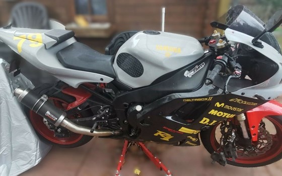 Gebrauchtmotorrad Yamaha R1 - Bild 4