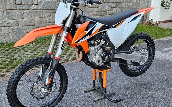 Gebrauchtmotorrad KTM 350 SX-F - Bild 1 Gebrauchtmotorrad KTM 350 SX-F - Bild 1