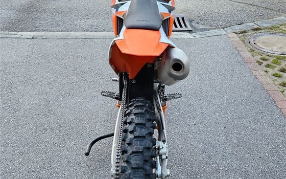 Gebrauchtmotorrad KTM 350 SX-F - Bild 5 Gebrauchtmotorrad KTM 350 SX-F - Bild 5