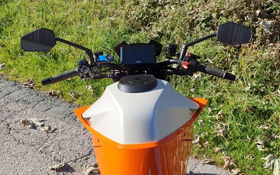 Gebrauchtmotorrad KTM 1290 Super Duke R - Bild 17