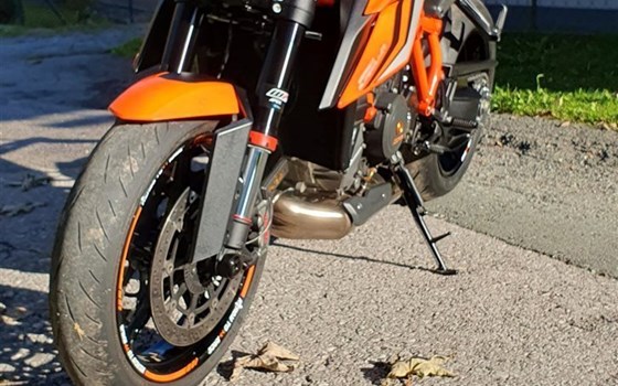 Gebrauchtmotorrad KTM 1290 Super Duke R - Bild 2