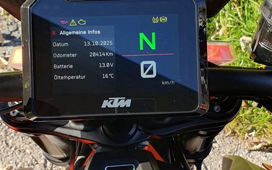 Gebrauchtmotorrad KTM 1290 Super Duke R - Bild 4 Gebrauchtmotorrad KTM 1290 Super Duke R - Bild 4