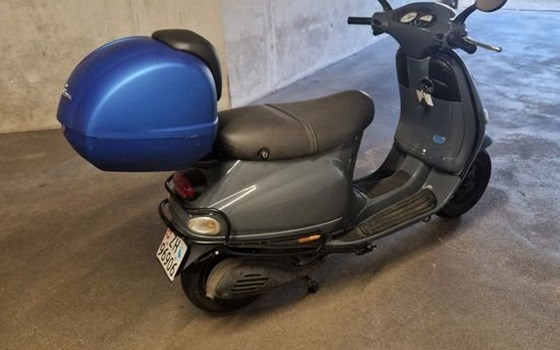 Motorrad Occasion Piaggio ET4 125 - Bild 4