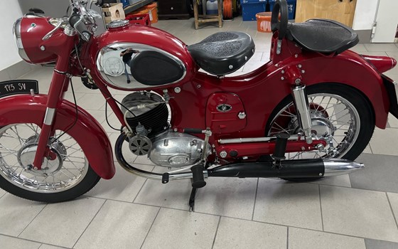 Gebrauchtmotorrad Puch 175 SV - Bild 5 Gebrauchtmotorrad Puch 175 SV - Bild 5