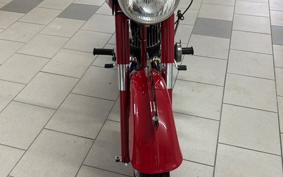 Gebrauchtmotorrad Puch 175 SV - Bild 7 Gebrauchtmotorrad Puch 175 SV - Bild 7