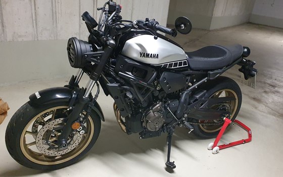 Gebrauchtmotorrad Yamaha XSR700 - Bild 1