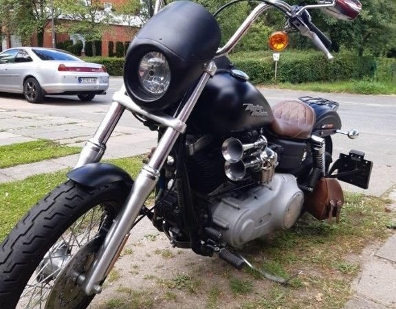 Gebrauchtmotorrad Harley-Davidson Dyna Street Bob FXDB