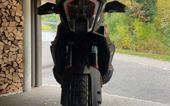 Gebrauchtmotorrad KTM 1290 Super Adventure S - Bild 5 Gebrauchtmotorrad KTM 1290 Super Adventure S - Bild 5