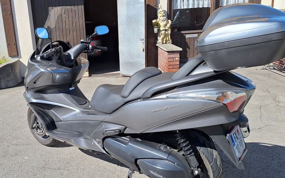 Gebrauchtmotorrad Honda FJS 400 Silver Wing - Bild 1 Gebrauchtmotorrad Honda FJS 400 Silver Wing - Bild 1