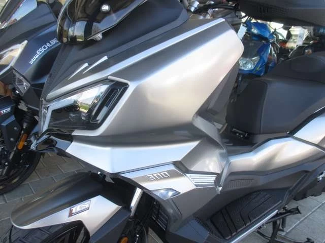 Angebot Sym ADX 300 Bild 11: Angebot Sym ADX 300