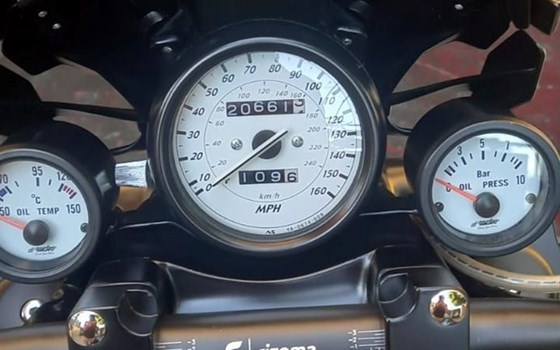 Gebrauchtmotorrad Yamaha V-MAX - Bild 6 Gebrauchtmotorrad Yamaha V-MAX - Bild 6