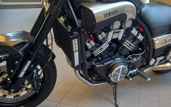Gebrauchtmotorrad Yamaha V-MAX - Bild 8 Gebrauchtmotorrad Yamaha V-MAX - Bild 8