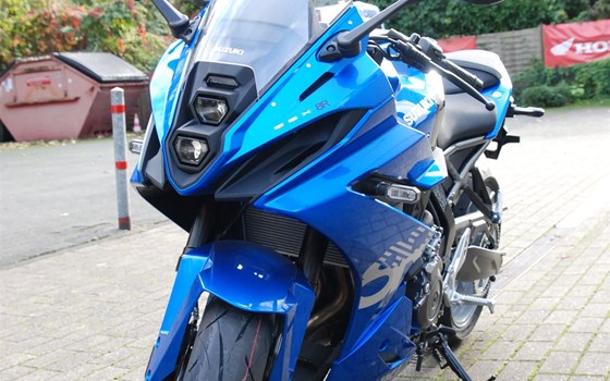 Neufahrzeug Suzuki GSX-8R - Bild 13
