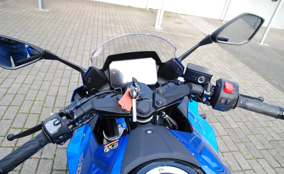 Angebot Suzuki GSX-8R Bild 8: Angebot Suzuki GSX-8R