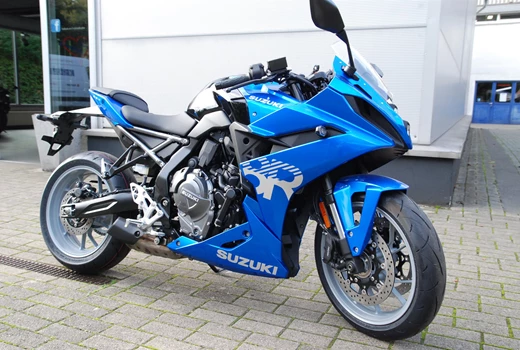 Suzuki GSX-8R