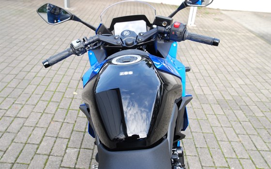 Neufahrzeug Suzuki GSX-8R - Bild 9