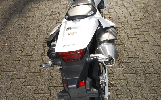 Neufahrzeug Suzuki DR-Z4SM - Bild 14